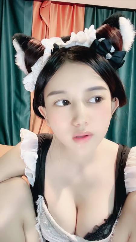 小青-清纯反差学姐才艺展示 [6v/6.45G]