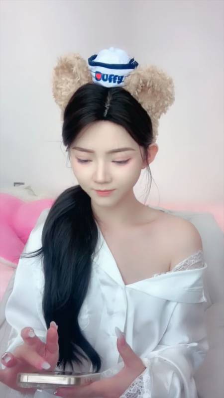 小樱花-超级可爱学妹 完美身材 顶级才艺展示 [4V/3.64G]