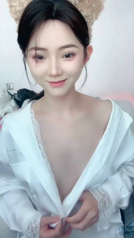 小樱花-超级可爱学妹 完美身材 顶级才艺展示 [4V/3.64G]