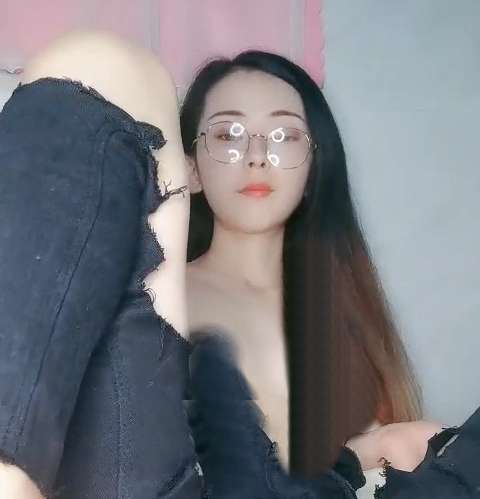 清纯校花 小美-170M颜值校花破牛仔裤炮击 [1v/2.27G]