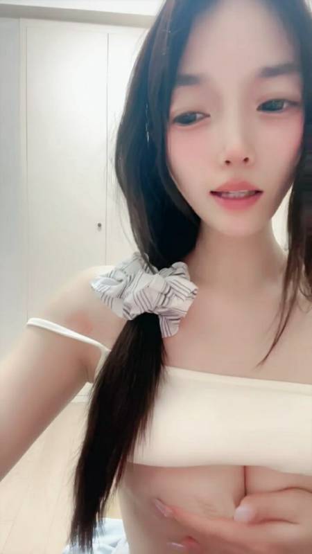 萱萱喵吖-付费私拍视频 [1v/1.30G]