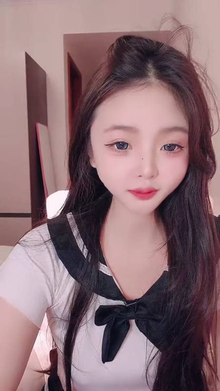 清纯校花 小懒猫-私拍定制视频 [1v/2.06G]