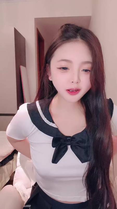 清纯校花 小懒猫-私拍定制视频 [1v/2.06G]