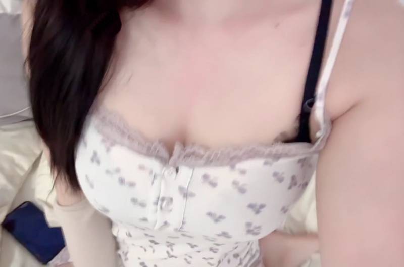 靖-付费私拍定制视频 [12v/976M]