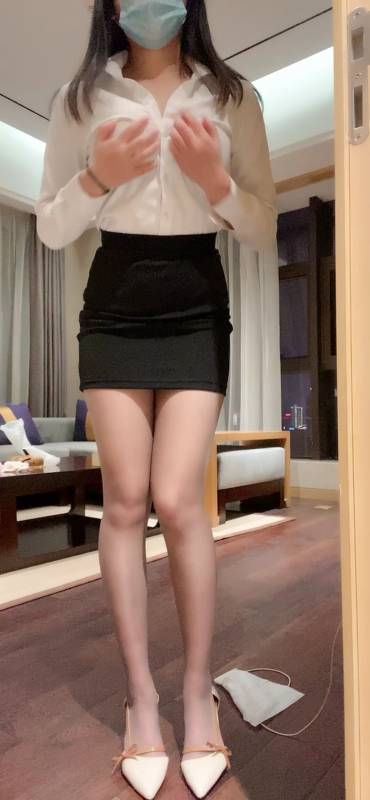 云宝宝-最新私拍视频合集 [38p/12v/2.29G]