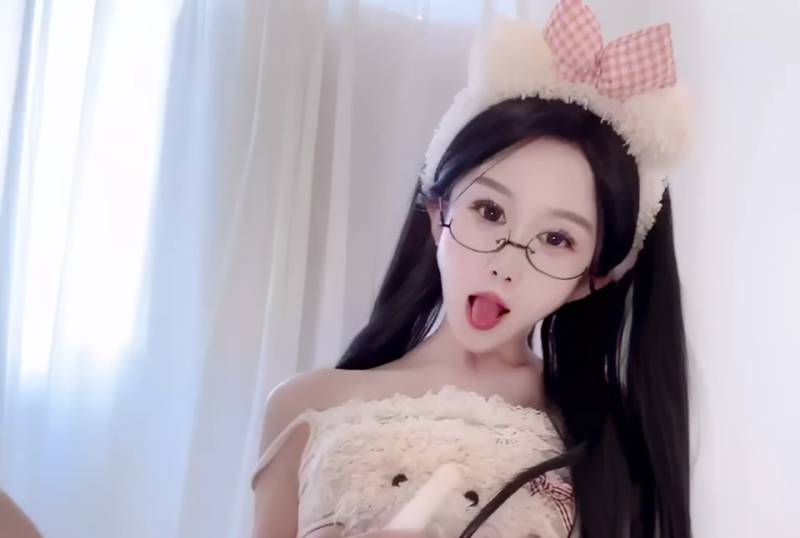 丝狗宝-顶级福利私拍视频合集 [8v/468M]