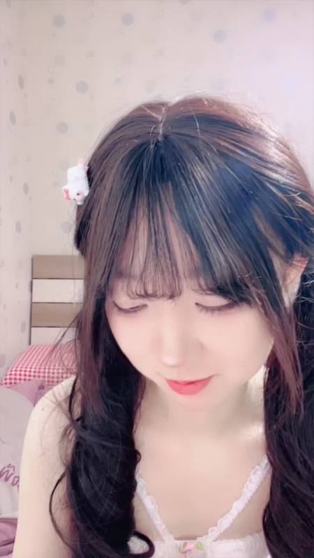 邪恶双马尾-乖巧清纯学妹 [2v/3.04G]