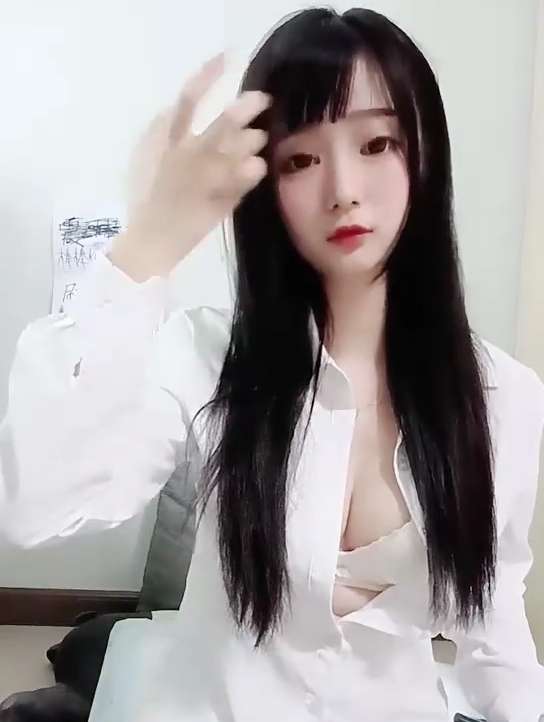 兔宝哟-黑丝衬衫学姐 [2v/949M]