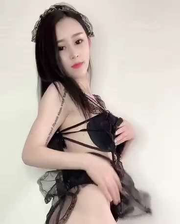 网红女神-蕾丝情趣小姐姐 [2v/469M]