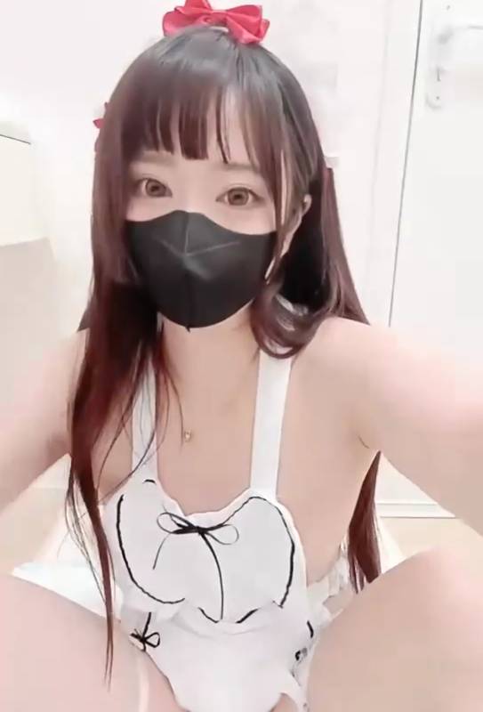 兔宝哟-我的爱心女仆 [1v/1.04G]