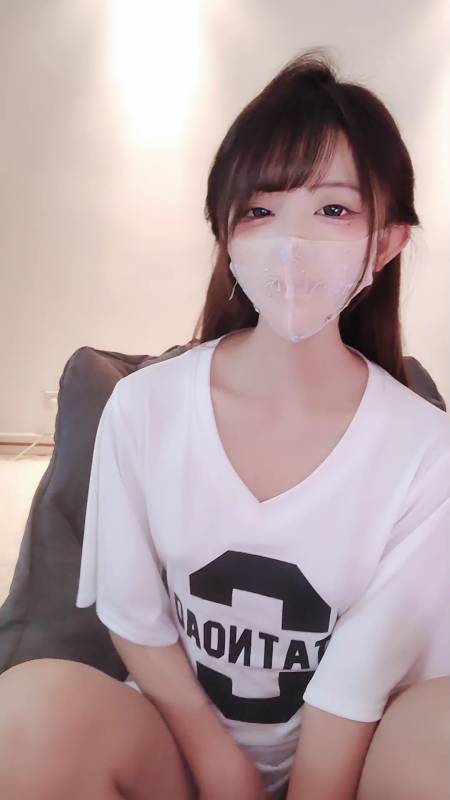 裹裹-私拍定制视频 [1v/616M]