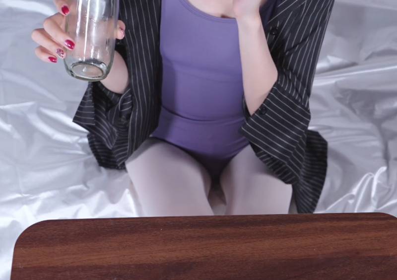 是小桃啊-白丝瑜伽裤 [1v/913M]