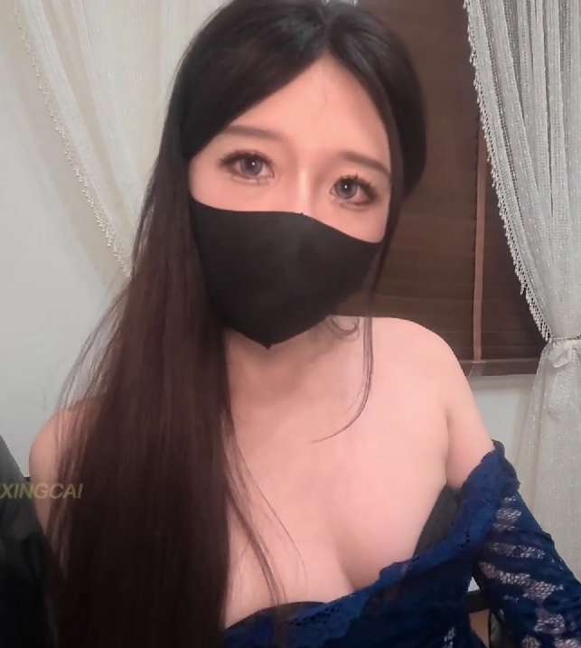 桥本香菜-阿姨的蓝丝袜 [1v/339M]