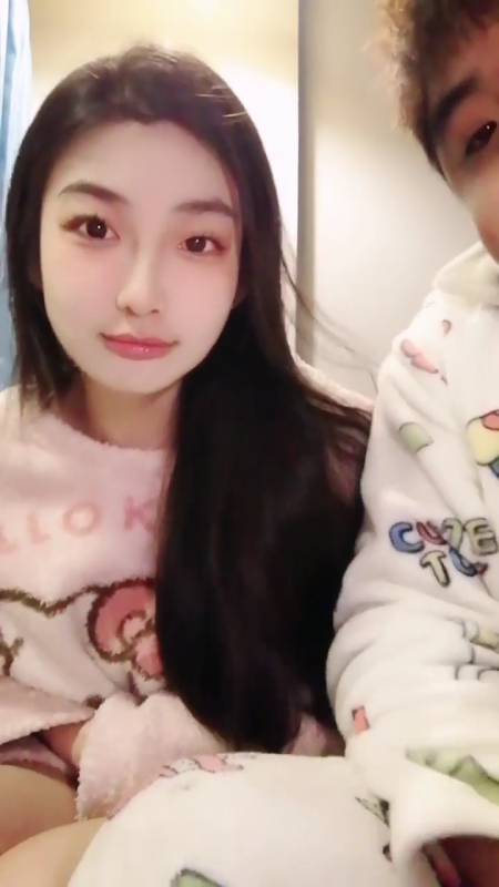 鸭鸭是个m-顶级尤物与粉丝互动游戏合集1 [7v/3.18G]