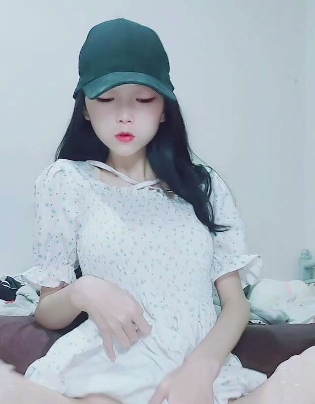 蒂米 梅花十三-乘骑骨感学姐 [2v/295M]