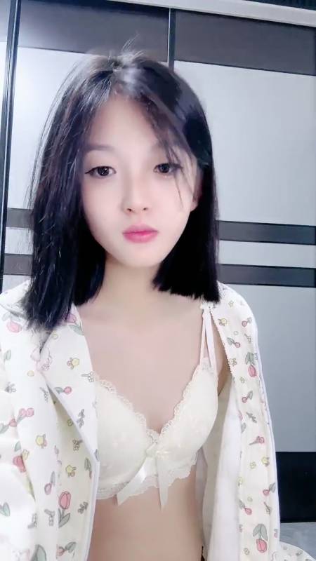 源源-清纯气质黑丝校花 [1v/1.60G]