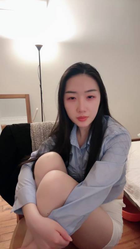 顶级尤物 我也不想这样咩-长腿校花私拍付费定制 [2v/1.89G]