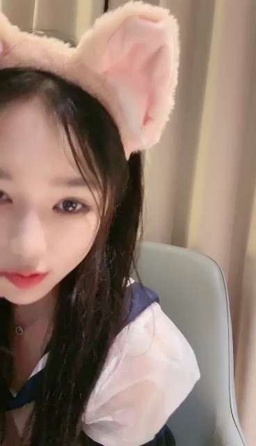 小恩-清纯猫猫校花定制视频 [1v/619M]