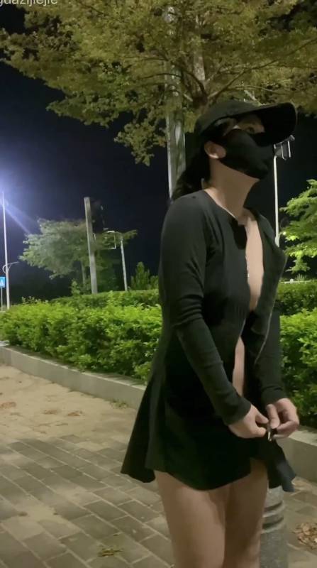 CikaiMoon-户外露出一姐 [1v/1.35G]