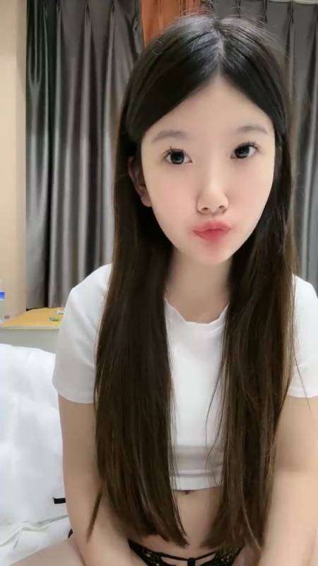 小困泡芙-衬衫乖巧学妹 [1v/369M]