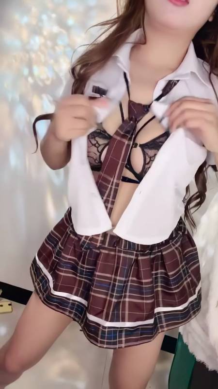 喵呜想瘦-制服学妹JK [1V/275M]