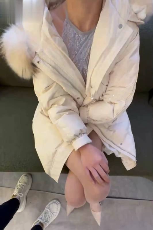 大神 田老幺-极品大神与女同事的秘密约会 [1v/542M]