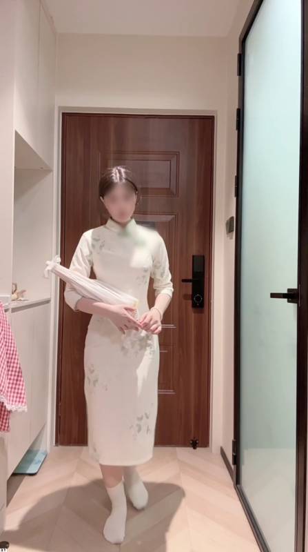 推特 小乔 以安-最新付费露脸合集 [4v430M]