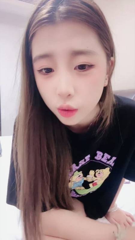 小月儿-骨感清纯校花 [1v/1.31G]