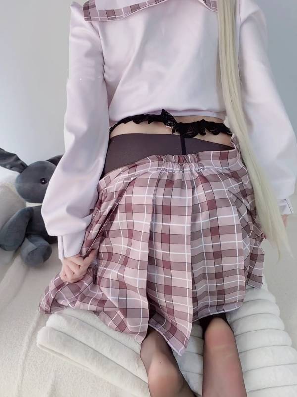 二 阶 堂-穹 妹 校 服 [69P/3V/152M]