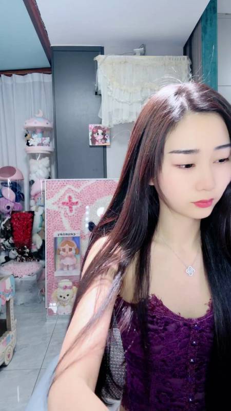超骚女神【战斗天使】 高个身材诱人在镜头前摇摆跳舞，粉嫩小逼扒开嫩肉绽放小舌一吐勾人夺魄，2026.3.5日至3.10日合集。[17v]